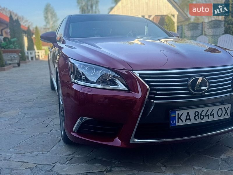 Седан Lexus LS 2013 в Полтаве
