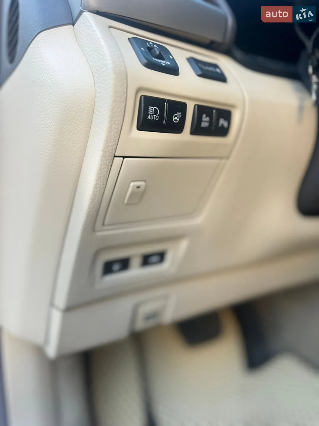 2013 Lexus LS - мініатюра 25