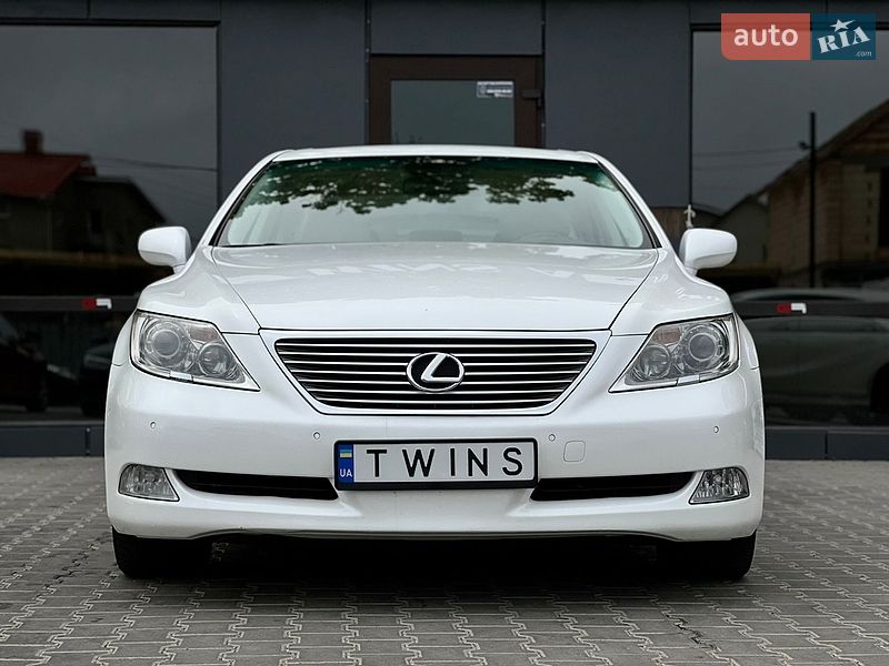 Седан Lexus LS 2007 в Одессе