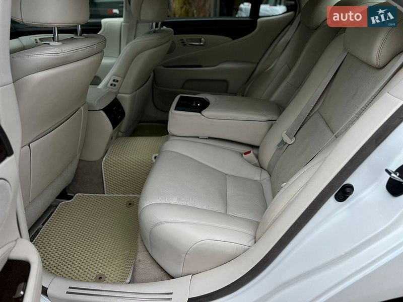 Седан Lexus LS 2007 в Одессе