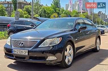 Седан Lexus LS 2007 в Киеве