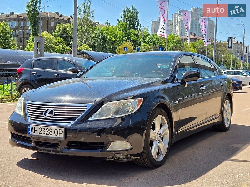 Седан Lexus LS 2007 в Киеве