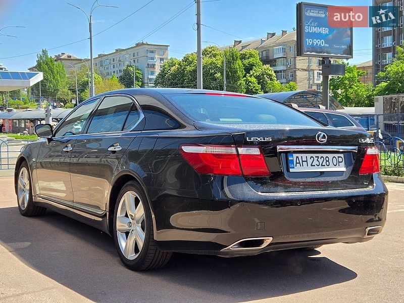 Седан Lexus LS 2007 в Киеве