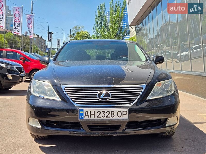 Седан Lexus LS 2007 в Киеве