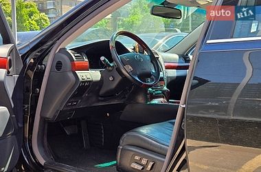 Седан Lexus LS 2007 в Киеве