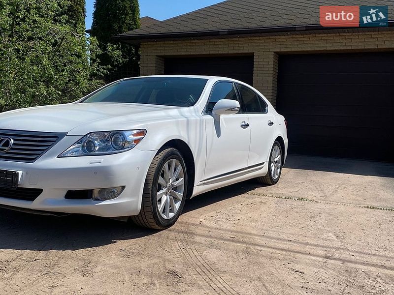 Седан Lexus LS 2011 в Харькове Седан Lexus LS 2011 в Харькове