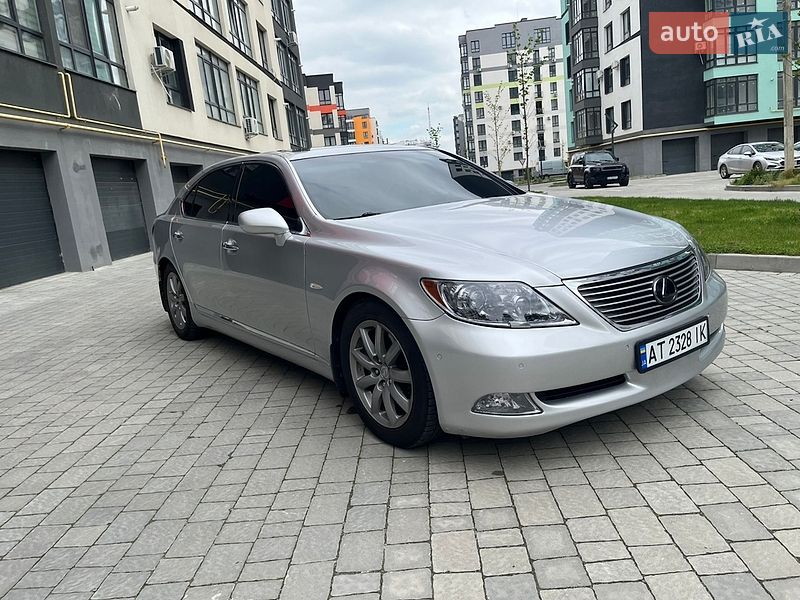 Седан Lexus LS 2007 в Івано-Франківську