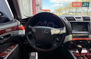 Седан Lexus LS 2007 в Киеве