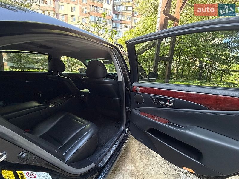 Седан Lexus LS 2007 в Дніпрі