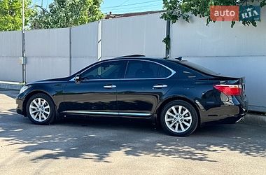 Седан Lexus LS 2011 в Киеве