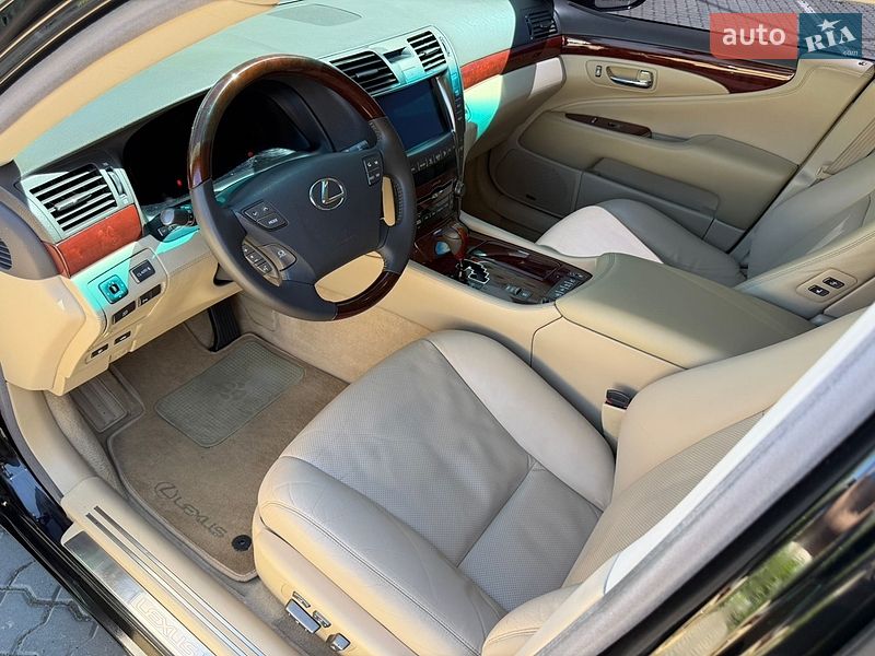 Седан Lexus LS 2007 в Одесі