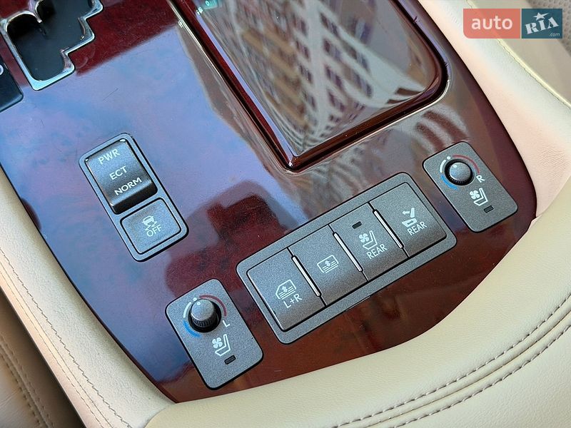 Седан Lexus LS 2007 в Одесі