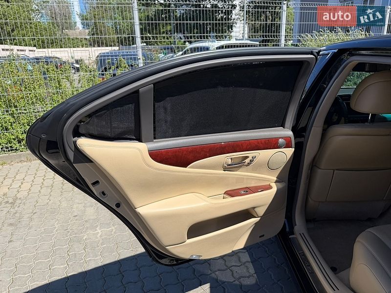 Седан Lexus LS 2007 в Одесі