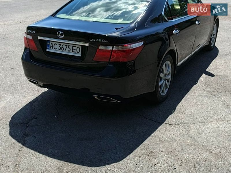 Седан Lexus LS 2007 в Володимирі