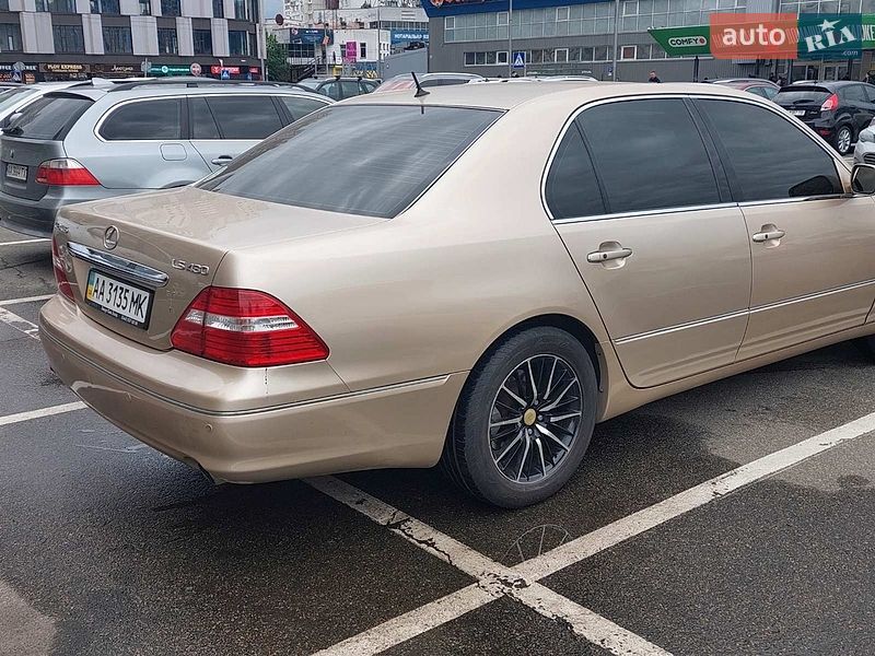 2005 Lexus LS, VIN JTHBN36F755005082:plate — фото 1 (autoria)