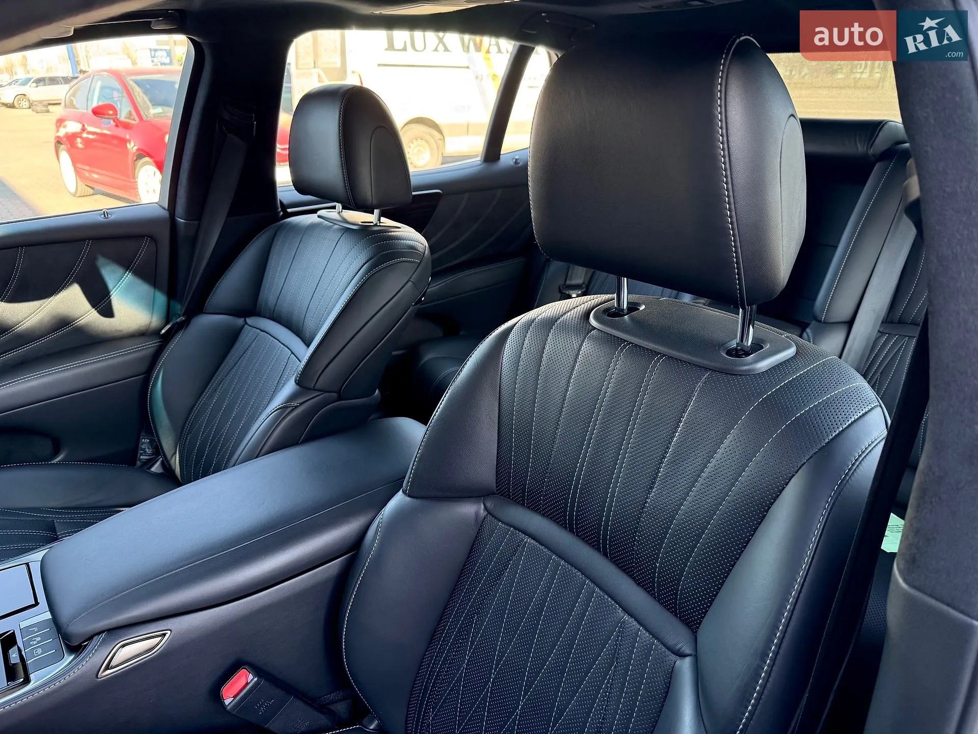 2020 Lexus LS - мініатюра 27