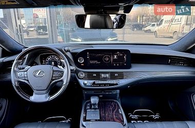 Седан Lexus LS 2020 в Киеве