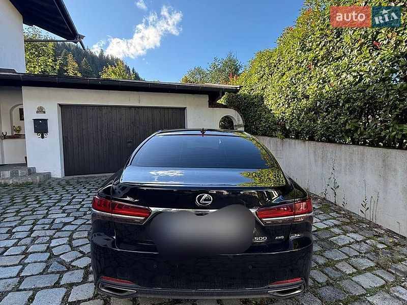 Седан Lexus LS 2018 в Киеве фото 4 Седан Lexus LS 2018 в Киеве