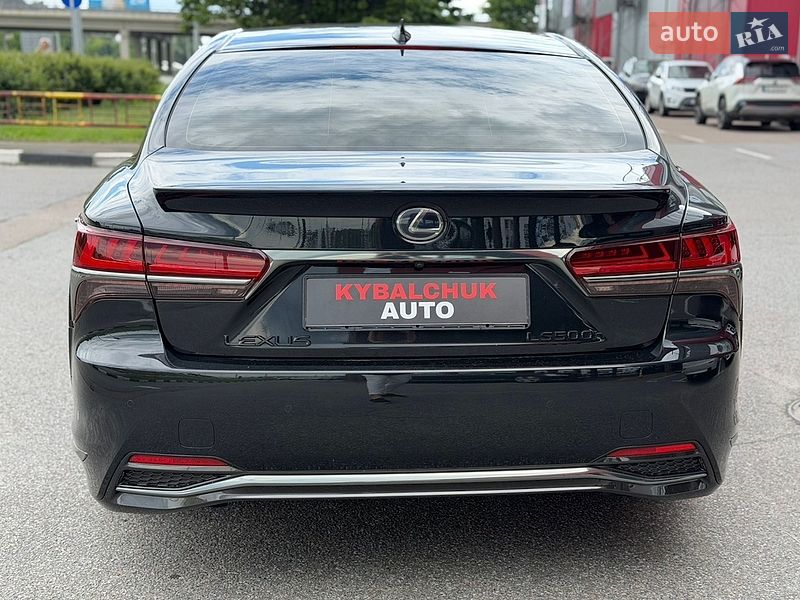 Седан Lexus LS 2018 в Киеве