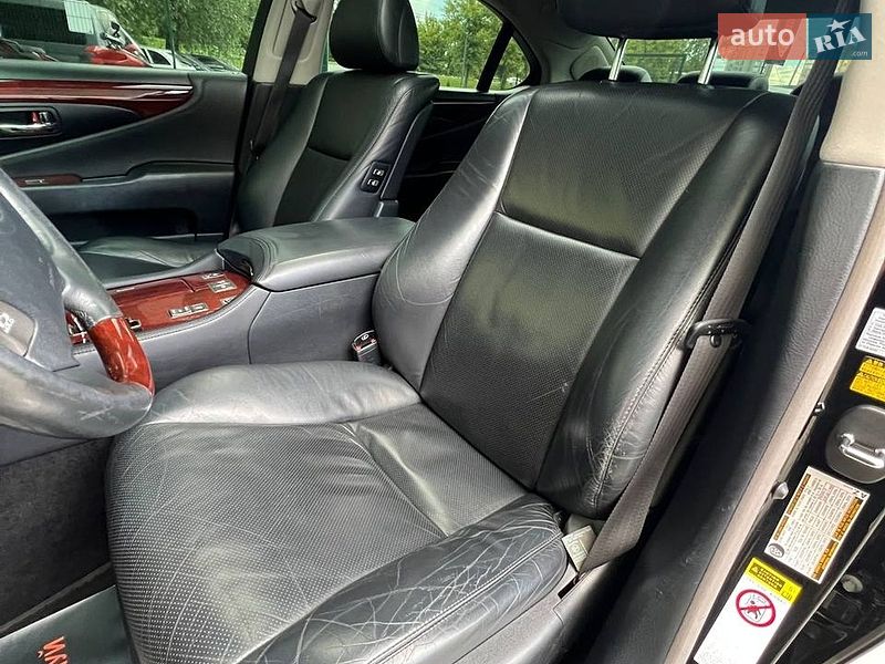 Седан Lexus LS 2008 в Хмельницком