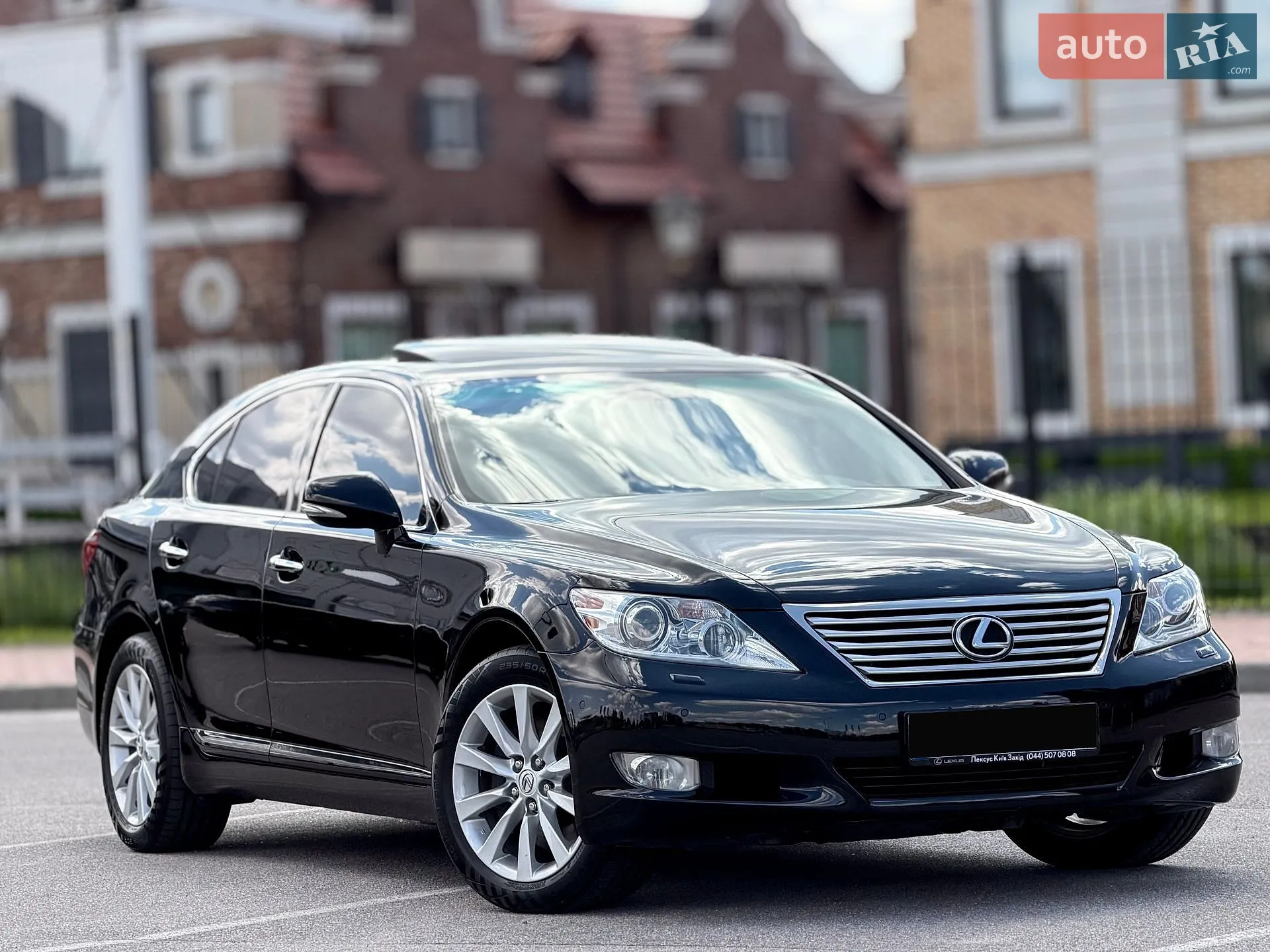 2010 Lexus LS - мініатюра 30
