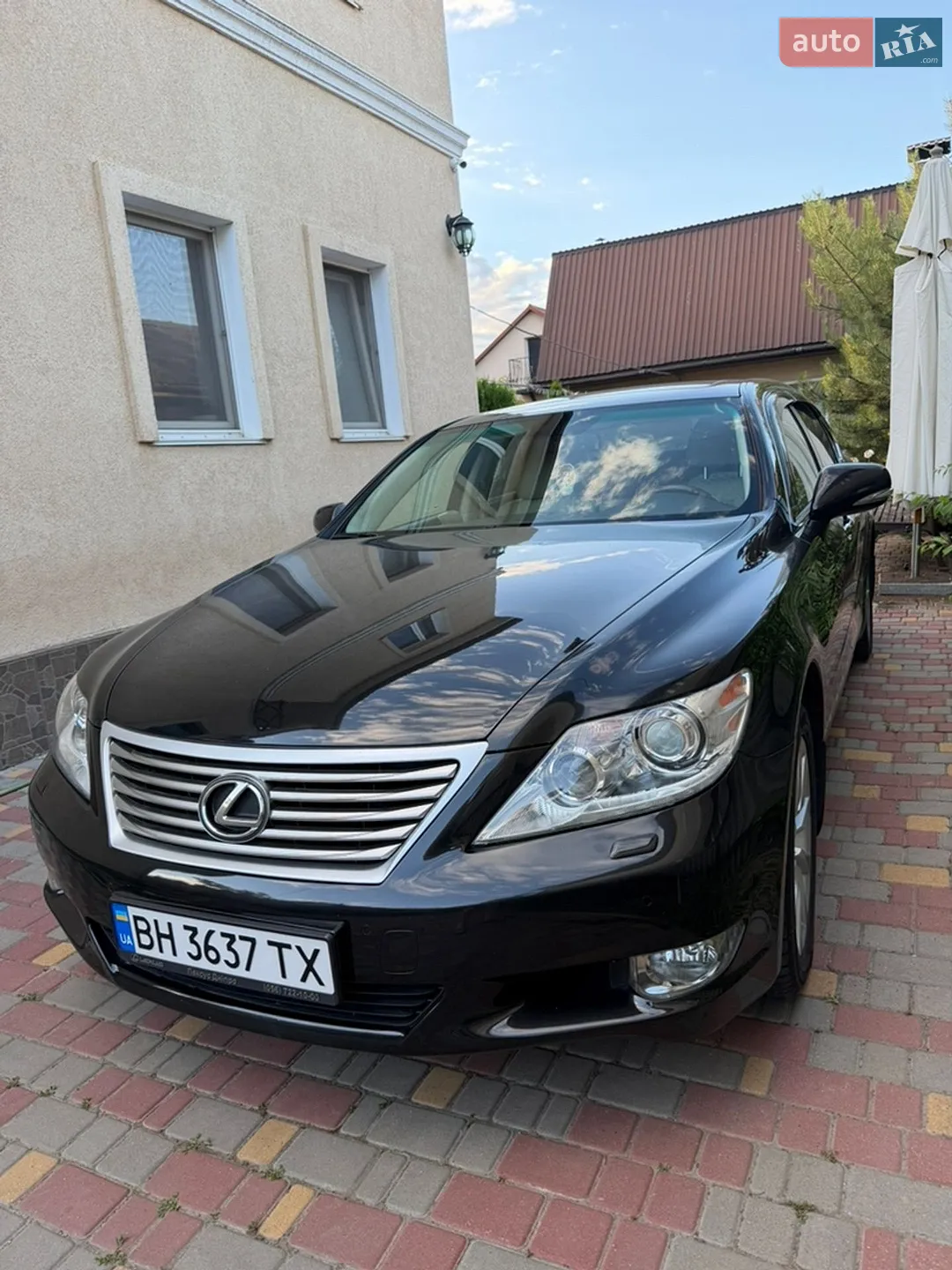 2011 Lexus LS - фото 1