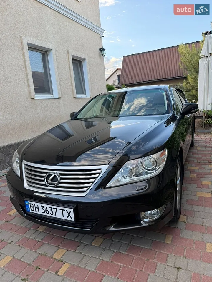 2011 Lexus LS - мініатюра 13
