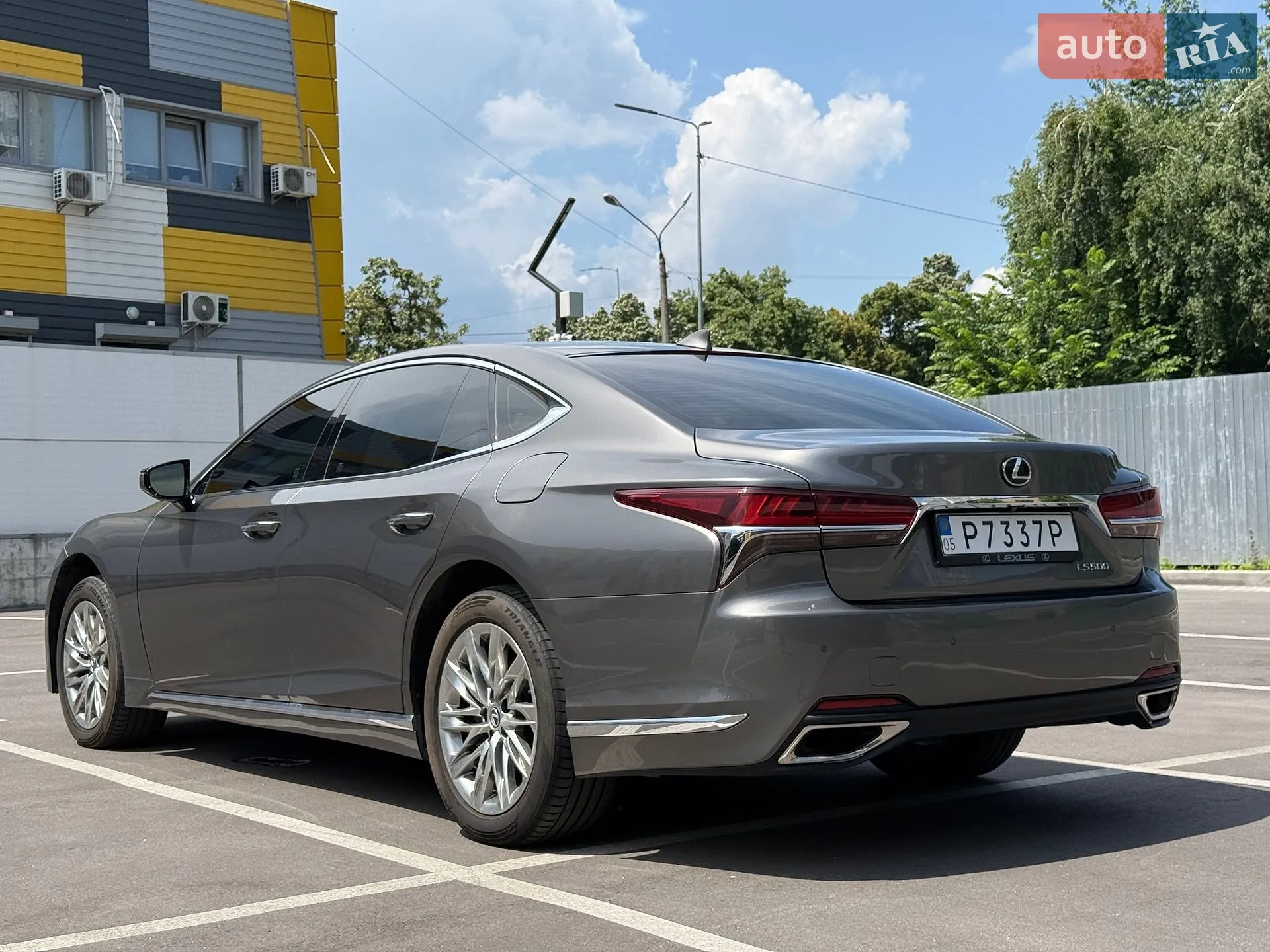 2018 Lexus LS - мініатюра 16