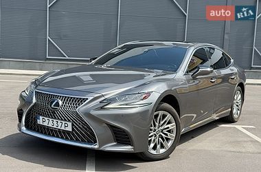 Седан Lexus LS 2018 в Киеве