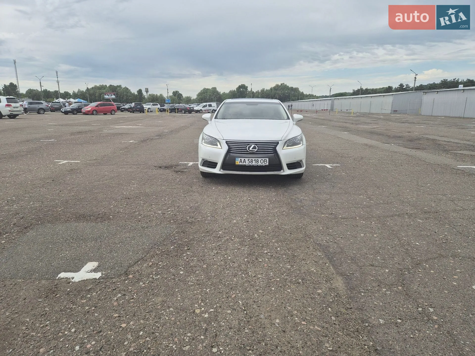 2013 Lexus LS - мініатюра 3