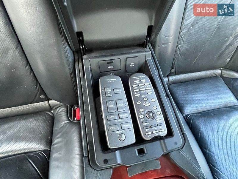Седан Lexus LS 2007 в Калуше