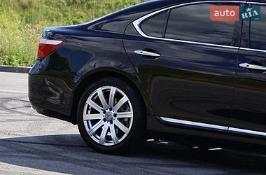 Седан Lexus LS 2007 в Полтаве