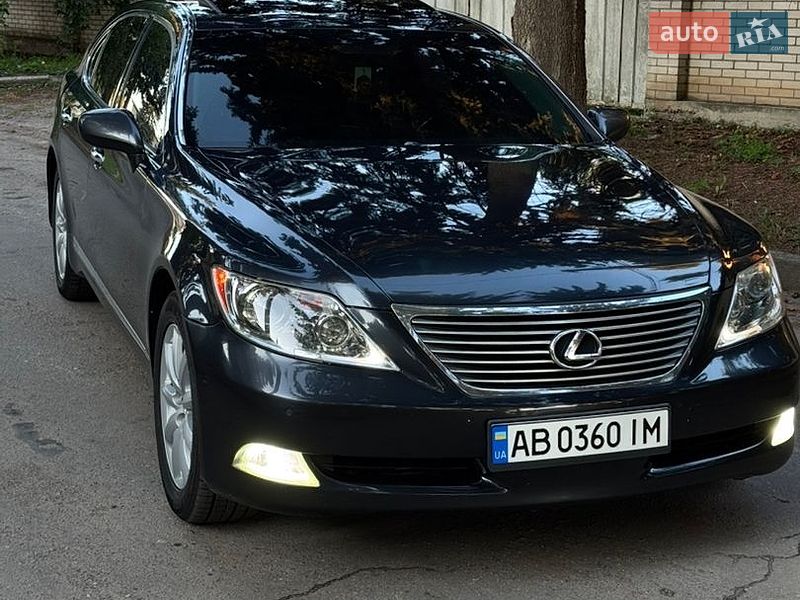 Lexus LS, фото з оголошення