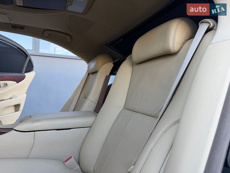 Седан Lexus LS 2007 в Ивано-Франковске