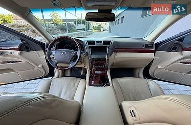Седан Lexus LS 2007 в Ивано-Франковске