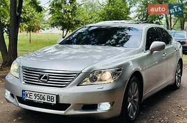 Седан Lexus LS 2010 в Дніпрі