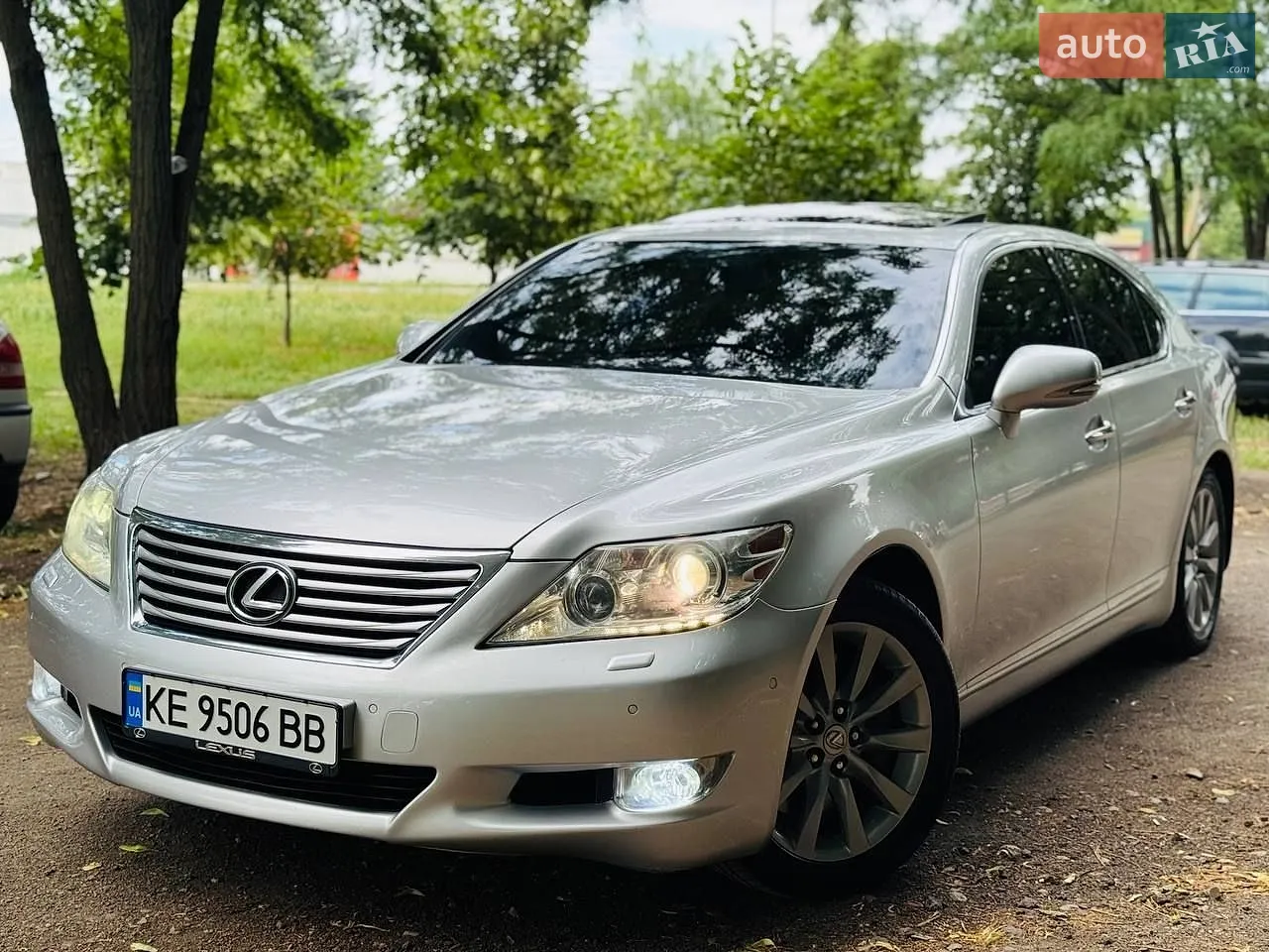 2010 Lexus LS - мініатюра 12