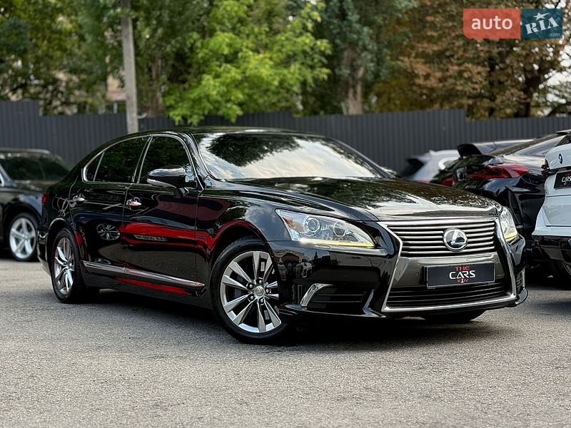 Lexus LS 2014
