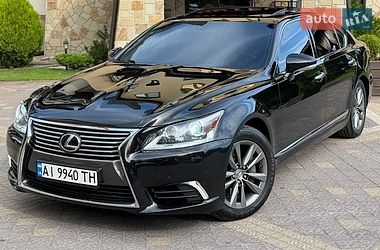 Седан Lexus LS 2012 в Тернополі