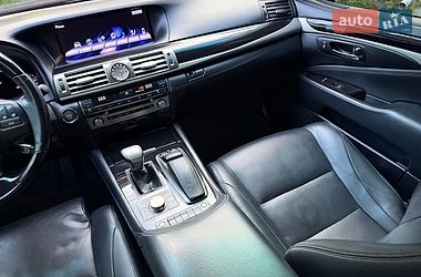 Седан Lexus LS 2012 в Тернополі