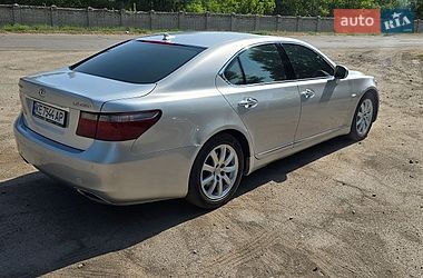 Седан Lexus LS 2007 в Самарі