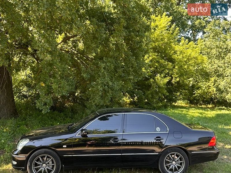 Седан Lexus LS 2002 в Києві