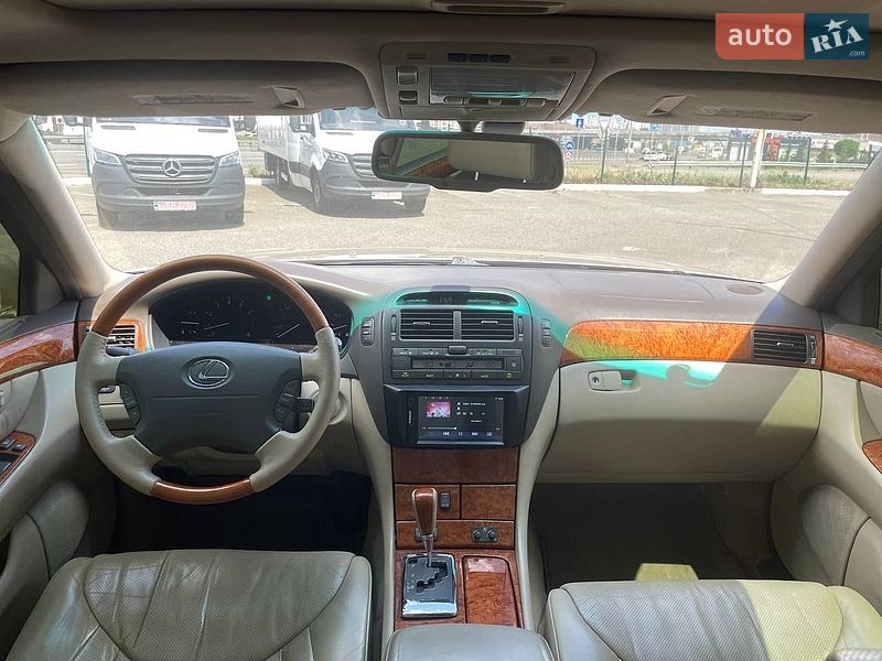 Седан Lexus LS 2005 в Киеве