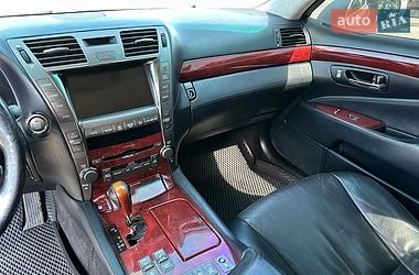 Седан Lexus LS 2007 в Ивано-Франковске