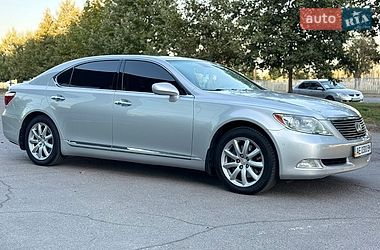 Седан Lexus LS 2008 в Дніпрі