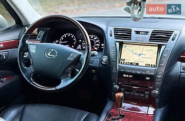 Седан Lexus LS 2008 в Дніпрі