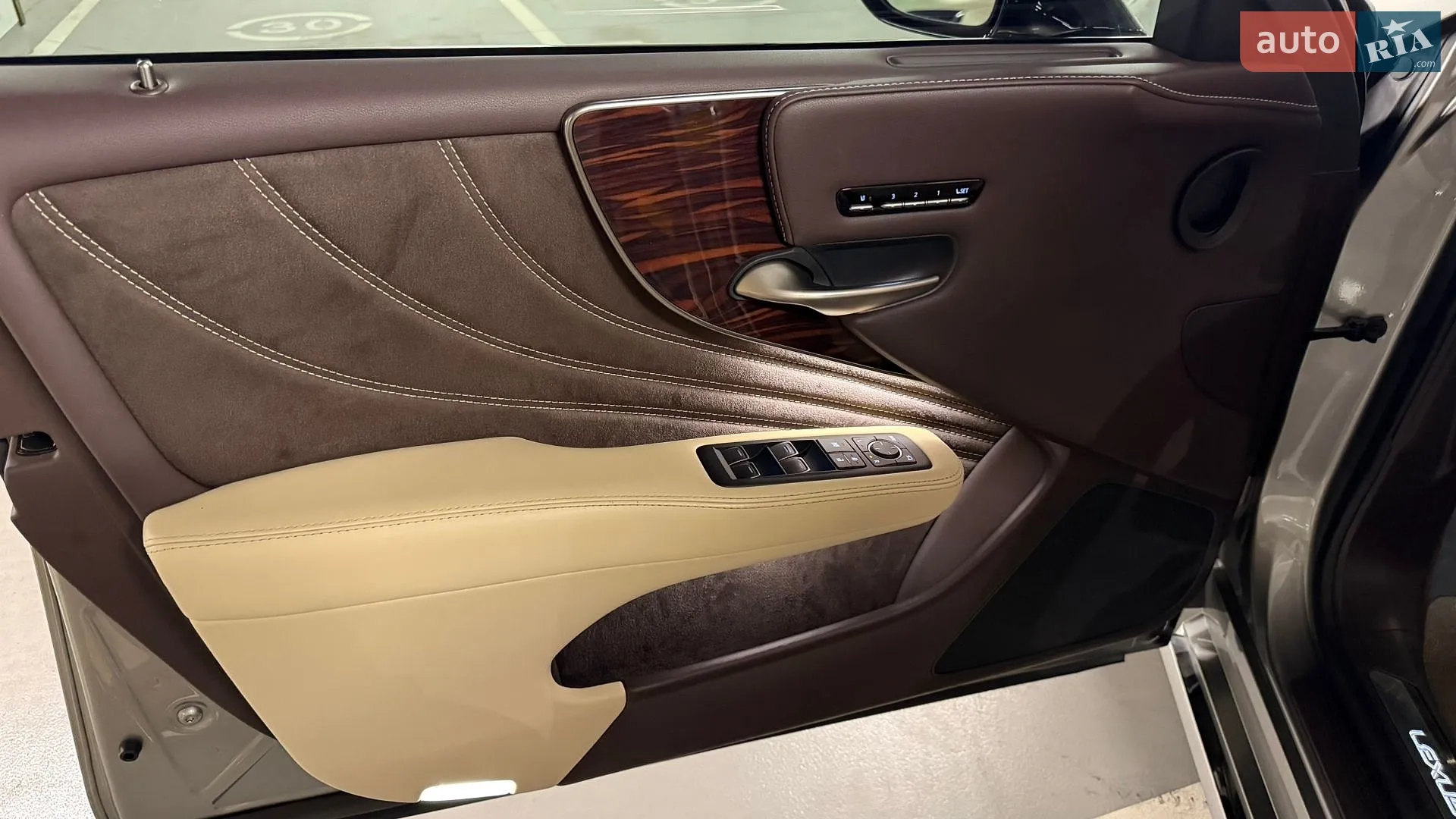 2020 Lexus LS - мініатюра 15