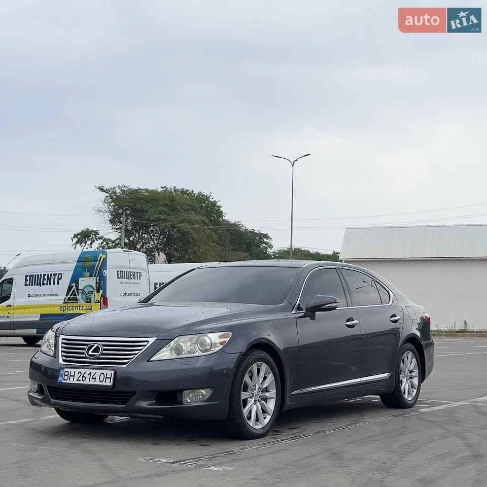 2010 Lexus LS - мініатюра 23