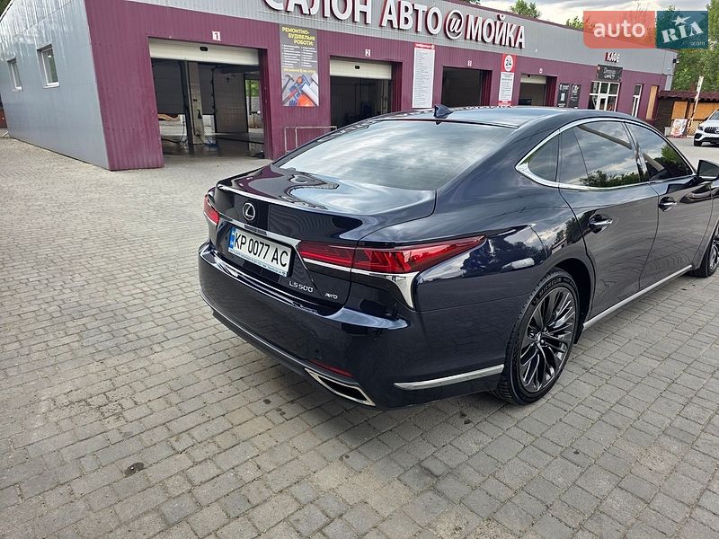 Седан Lexus LS 2019 в Запоріжжі