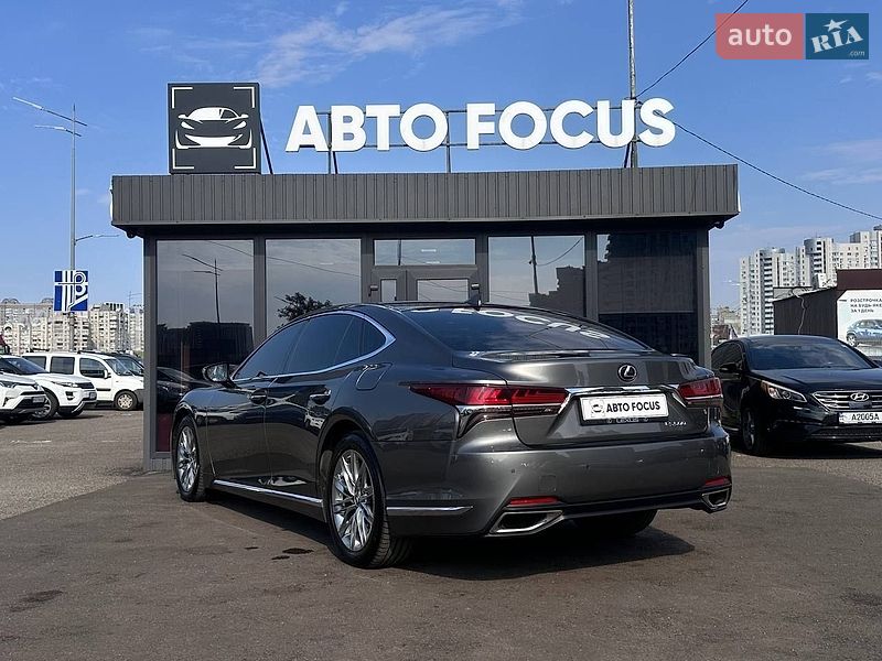 Седан Lexus LS 2018 в Києві